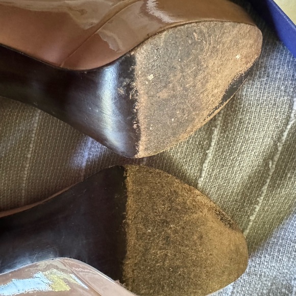 Patent nude Stuart Weitzman Adobe Aniline heels - Picture 4 of 5